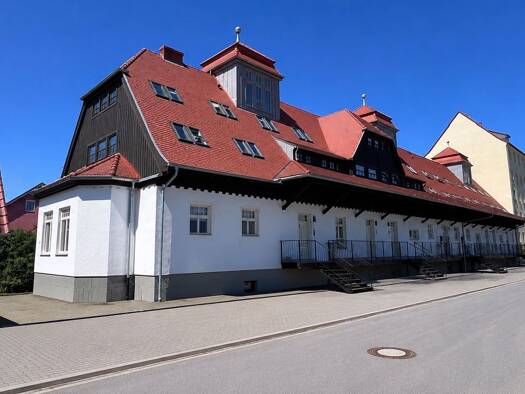 Reihenhaus zum Kauf 329.000 € 1 Zimmer 245 m² frei ab sofort Obertraubling Obertraubling 93083
