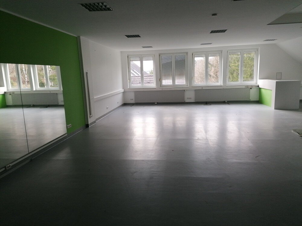 Mehrfamilienhaus zur Miete 500 € 17 Zimmer 638 m²<br/>Grundstück Wattmeckestr. 7 Olsberg Olsberg 59939