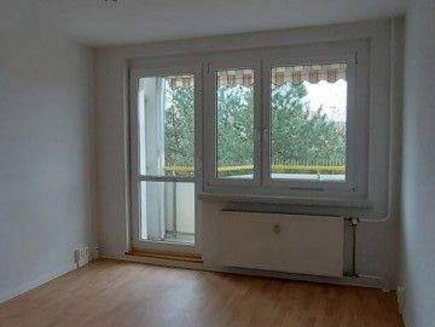 Wohnung zur Miete 462 € 2 Zimmer 50,7 m² 4. Geschoss frei ab 13.12.2025 Prohliser Allee 23 Prohlis-Süd Dresden 01239