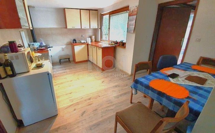 Haus zum Kauf 103.000 € 4 Zimmer 168 m²<br/>Wohnfläche 2.238 m²<br/>Grundstück Ravna Gora center