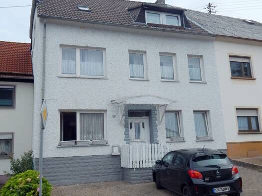 Einfamilienhaus zum Kauf 182.500 € 11 Zimmer 235,4 m² 480 m² Grundstück Wadrill Wadern 66687