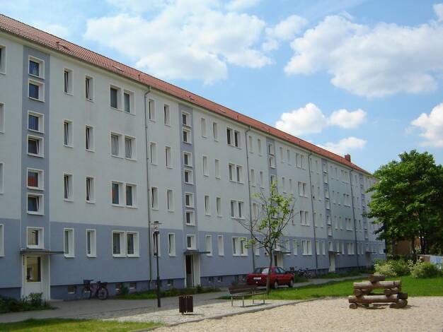 Wohnung zur Miete 321 € 2 Zimmer 47,2 m² 3. Geschoss frei ab sofort Semmelweisstraße 28 Eisenhüttenstadt Eisenhüttenstadt 15890