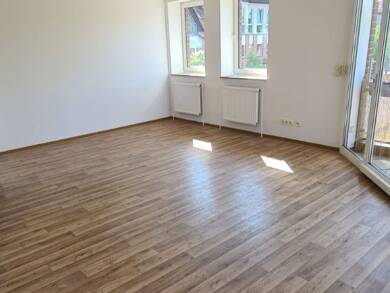 Wohnung zur Miete 725 € 3 Zimmer 94 m² 1. Geschoss frei ab 01.09.2025 Suderburg Suderburg 29556