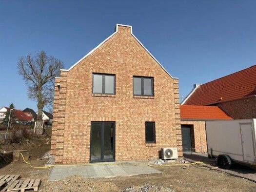 Einfamilienhaus zum Kauf - Erstbezug provisionsfrei 500.000 € 4 Zimmer 163 m² 364 m² Grundstück frei ab sofort Kröpeliner Str. 8 B - P Satow 18239