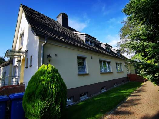 Einfamilienhaus zum Kauf 485.000 € 13 Zimmer 360 m² 2.817 m² Grundstück Glewitz 18513