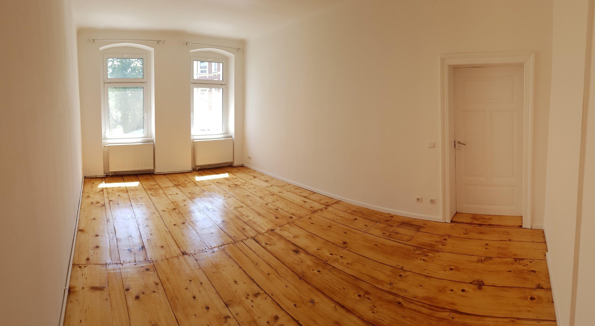 Wohnung zur Miete 568 € 4 Zimmer 116 m²<br/>Wohnfläche 1.<br/>Geschoss 01.10.2024<br/>Verfügbarkeit Mandaustraße 14 Zittau Zittau 02763