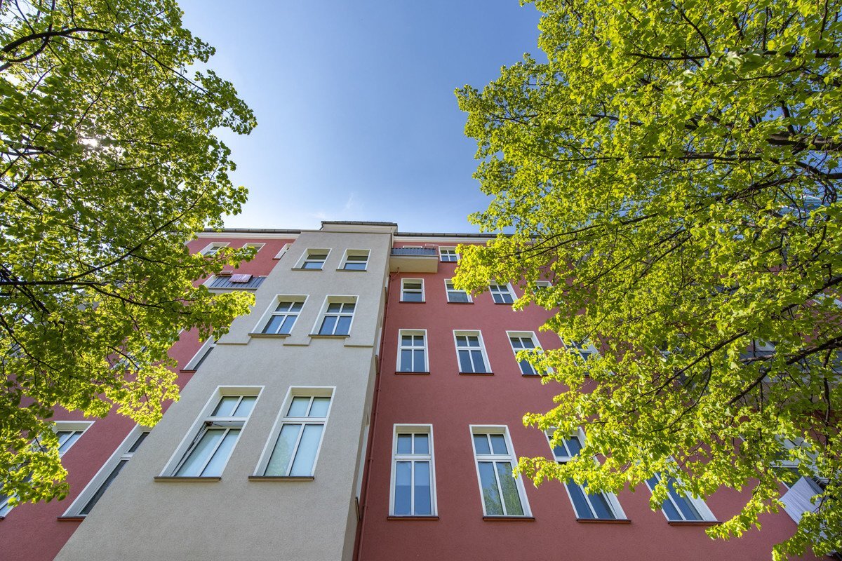 Wohnung zum Kauf provisionsfrei 345.000 € 2 Zimmer 63,5 m²<br/>Wohnfläche 3.<br/>Geschoss Wichertstraße 43 Prenzlauer Berg Berlin 10439