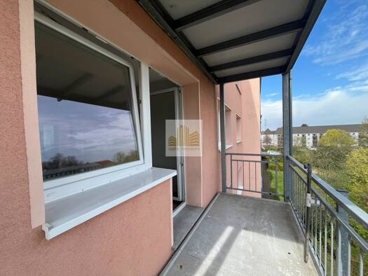 Wohnung zum Kauf 148.000 € 6 Zimmer 121,1 m² 4. Geschoss Ziebigk Dessau-Roßlau 06844