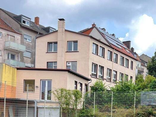 Haus zum Kauf 140.000 € 650 m² 675 m² Grundstück Innenstadt Pirmasens 66954