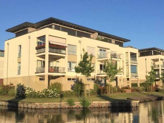 Wohnung zur Miete 950 € 3 Zimmer 100,9 m² frei ab sofort Papenburg 26871