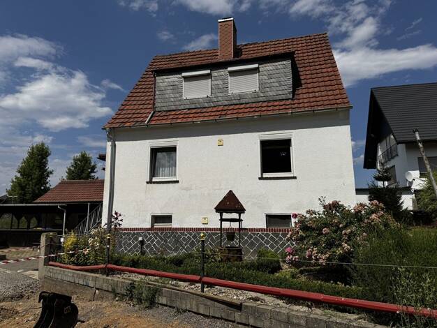 Einfamilienhaus zum Kauf 175.000 € 8 Zimmer 210 m² 521 m² Grundstück Niedervorschütz Felsberg 34587