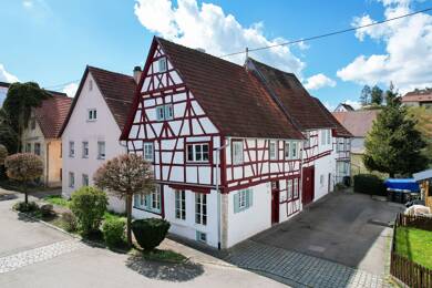 Mehrfamilienhaus zum Kauf 199.500 € 9 Zimmer 190 m² 381 m² Grundstück Gammertingen Gammertingen 72501