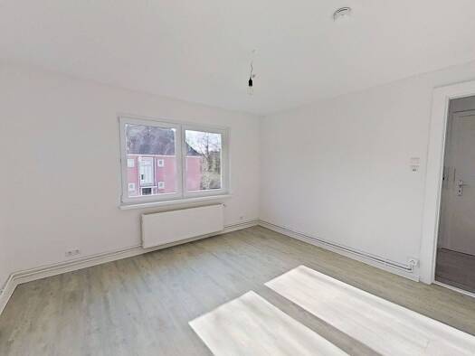 WG-Zimmer zur Miete 315 € 2 Zimmer 42,6 m² 1. Geschoss frei ab 01.05.2026 Wangeroogestr. 8 Einswarden Nordenham 26954