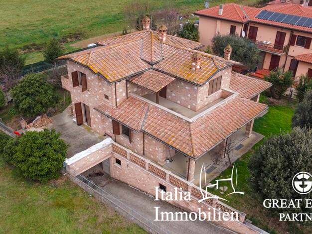 Bauernhaus zum Kauf 420.000 € 14 Zimmer 235 m² 1.000 m² Grundstück Castiglione Del Lago 06061