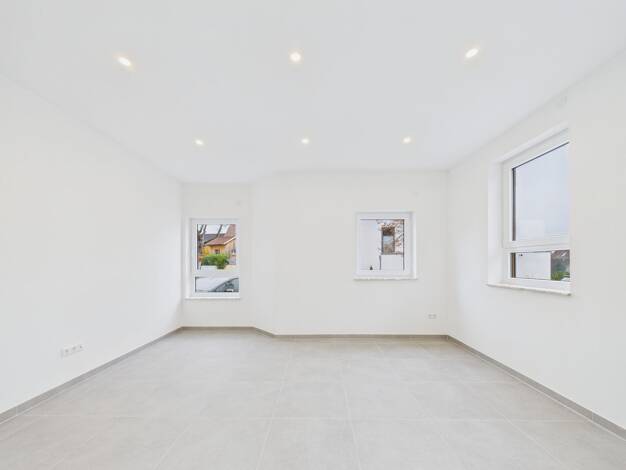 Wohnung zum Kauf 650.000 € 8 Zimmer 175 m² Mötzingen 71159