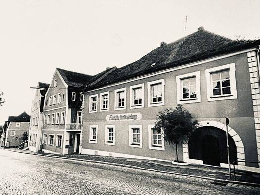 Gewerbeobjekt zum Kauf als Kapitalanlage geeignet 1.400.000 € 1.970 m² 2.255 m² Grundstück Neustadt Neustadt/Aisch 91413