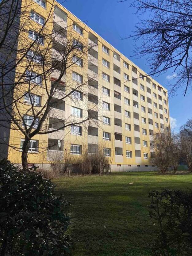 Wohnung zur Miete 878 € 3 Zimmer 69 m² 4. Geschoss frei ab 30.07.2025 Bernadottestr 28 Praunheim Frankfurt am Main 60439