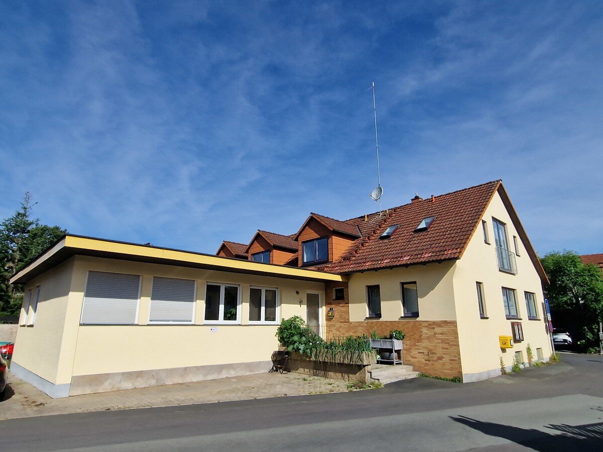 Haus zum Kauf 790.000 € 10 Zimmer 348 m²<br/>Wohnfläche 600 m²<br/>Grundstück Oberkonnersreuth Bayreuth 95448