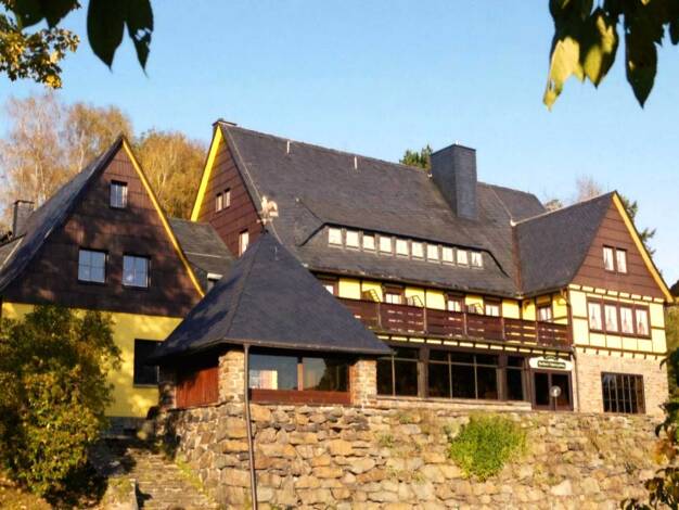 Villa zum Kauf 890.000 € 19 Zimmer 888 m² 26.000 m² Grundstück Schwarzenberg Schwarzenberg 08140