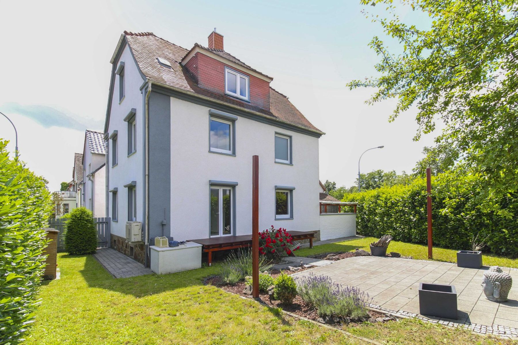 Einfamilienhaus zum Kauf 499.000 € 7 Zimmer 162 m²<br/>Wohnfläche 468 m²<br/>Grundstück Heuchelheim Heuchelheim 35452