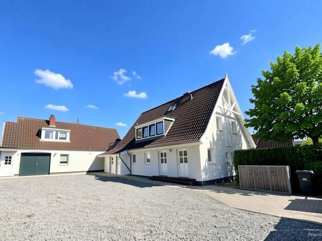 Mehrfamilienhaus zum Kauf 995.000 € 13 Zimmer 305 m² 1.088 m² Grundstück Haffkrug Scharbeutz 23683
