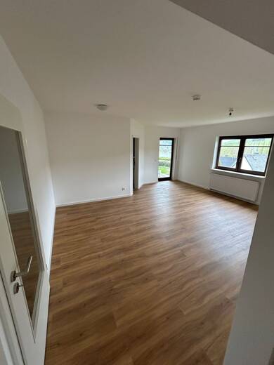 Wohnung zur Miete 650 € 2 Zimmer 64 m² Geschoss EG/2 Mertesdorf 54318