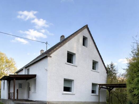 Einfamilienhaus zum Kauf 189.000 € 8 Zimmer 161,5 m² 3.185 m² Grundstück frei ab sofort Werbeln Wadgassen 66787