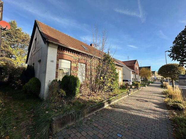 Doppelhaushälfte zum Kauf 97.000 € 5 Zimmer 90 m² 363 m² Grundstück Ochtrup 48607