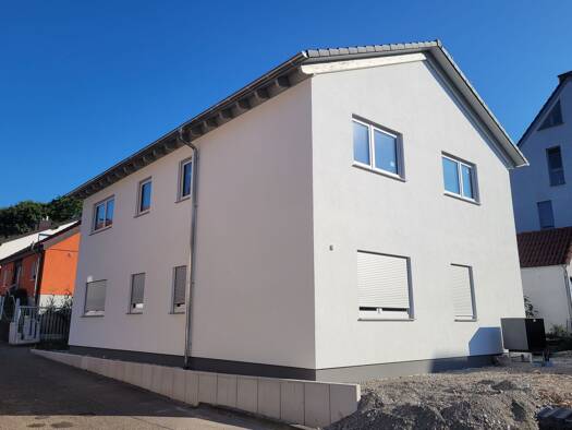 Wohnung zur Miete 1.399 € 4 Zimmer 94,2 m² Geschoss 1/2 frei ab 01.10.2026 Jöhlingen Walzbachtal 75045