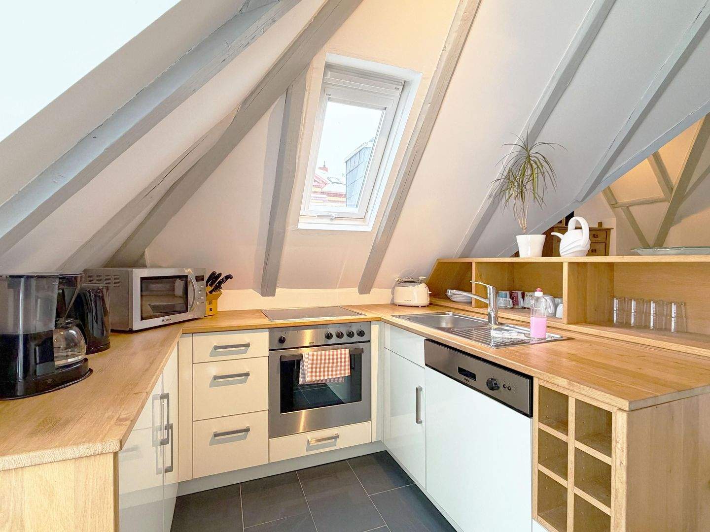 Immobilie in Friedrichroda - Historische Villa - in bester Lage Friedrichrodas mit Panoramablick - Bild 2