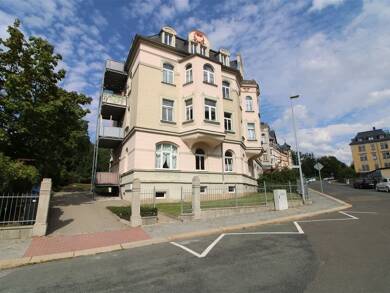 Wohnung zum Kauf 68.000 € 3 Zimmer 67 m² Dachgeschoss, 4. Geschoss Scharnhorststraße 2 Westend Plauen 08523