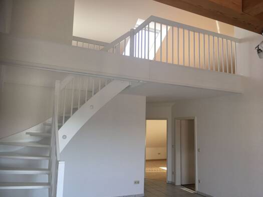 Maisonette zur Miete 880 € 2,5 Zimmer 100 m² Geschoss 2/3 frei ab 01.11.2026 Salz 97616