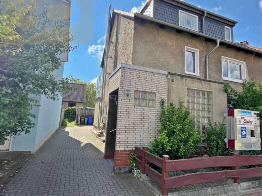 Reihenendhaus zum Kauf 149.900 € 7 Zimmer 180 m² 273 m² Grundstück frei ab sofort Königslutter 38154