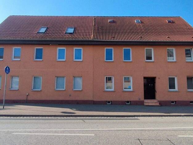 Mehrfamilienhaus zum Kauf provisionsfrei als Kapitalanlage geeignet 665.000 € 734 m² 914 m² Grundstück Mehringer Str. 2, 3 Aschersleben 06449