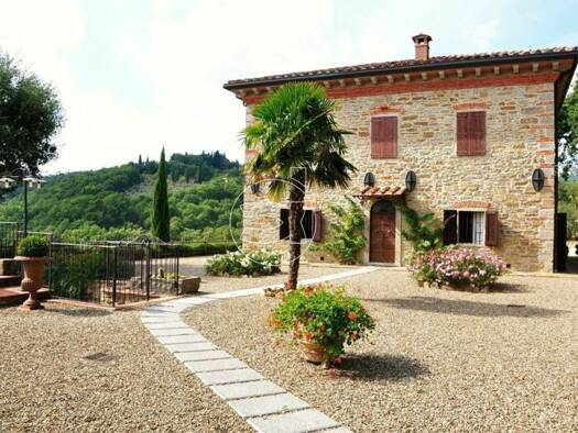 Einfamilienhaus zum Kauf 1.100.000 € 15 Zimmer 480 m² 40.000 m² Grundstück Subbiano