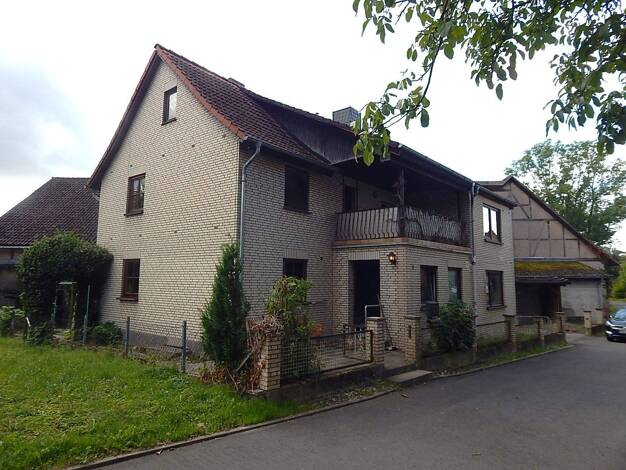 Einfamilienhaus zum Kauf 110.000 € 6 Zimmer 132 m² 347 m² Grundstück frei ab sofort Im Lohwinkel 2 Asche Hardegsen 37181
