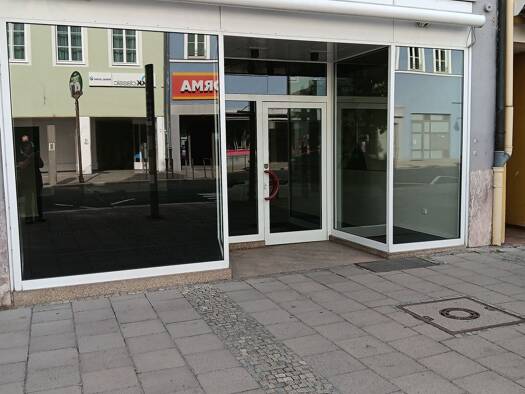 Verkaufsfläche zur Miete provisionsfrei 1.350 € 1 Zimmer 125 m² Verkaufsfläche Ludwigstraße Innenstadt Hof 95028