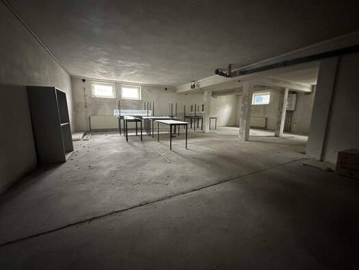 Lagerhalle zur Miete 900 € 188,9 m² Lagerfläche Brackel Dortmund / Brackel 44309