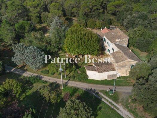 Reihenmittelhaus zum Kauf 650.000 € 4 Zimmer 320 m² 9.355 m² Grundstück Argensol Uchaux 84100