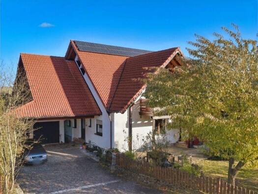 Mehrfamilienhaus zum Kauf 475.000 € 10 Zimmer 292 m² 843 m² Grundstück frei ab 01.04.2026 Wallhausen 74599