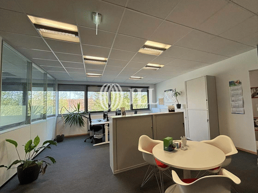 Bürofläche zur Miete 11 € 395,2 m² Bürofläche teilbar ab 395 m² Kumpfmühl-Ziegetsdorf-Neuprüll Regensburg 93051