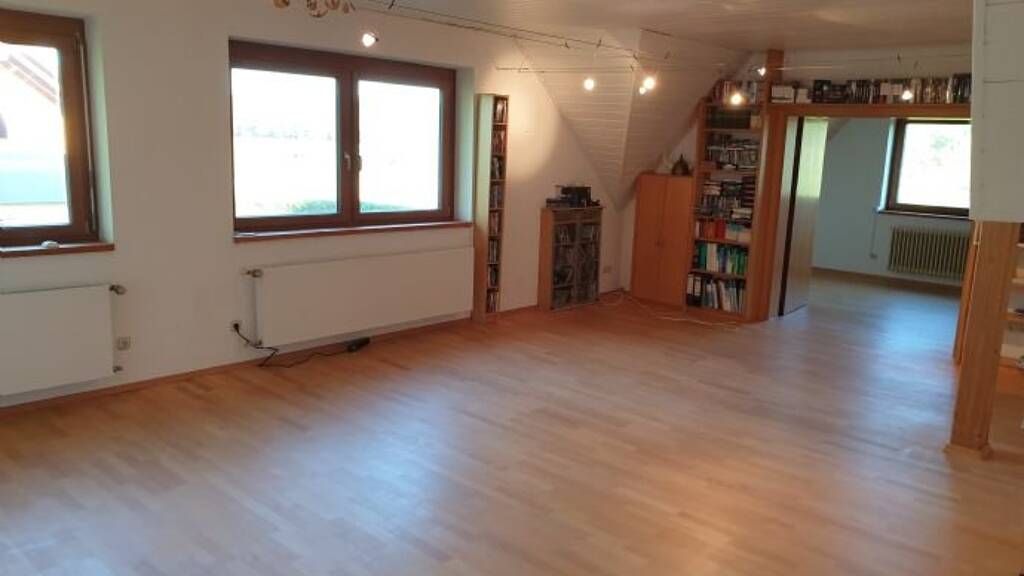 Wohnung zur Miete 950 € 2,5 Zimmer 85 m² Geschoss 1/1 frei ab sofort Großenseebach 91091