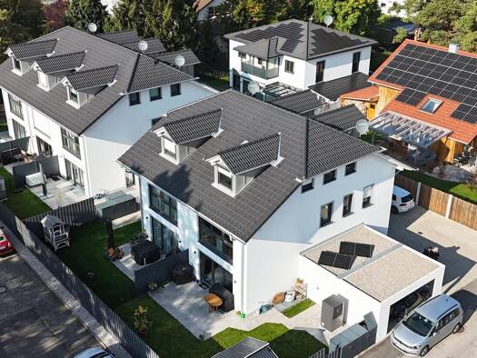 Reihenendhaus zum Kauf - Erstbezug provisionsfrei 1.162.000 € 5 Zimmer 154 m² 202,5 m² Grundstück frei ab 01.04.2027 Farchet Wolfratshausen 82515