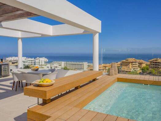 Chalet zum Kauf - Erstbezug 1.120.000 € 3 Zimmer 174 m² 34 m² Grundstück Fuengirola 29640