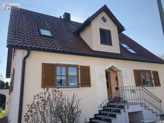 Einfamilienhaus zum Kauf provisionsfrei 575.000 € 5 Zimmer 140 m² 805 m² Grundstück frei ab sofort Asbach-Bäumenheim Asbach-Bäumenheim 86663
