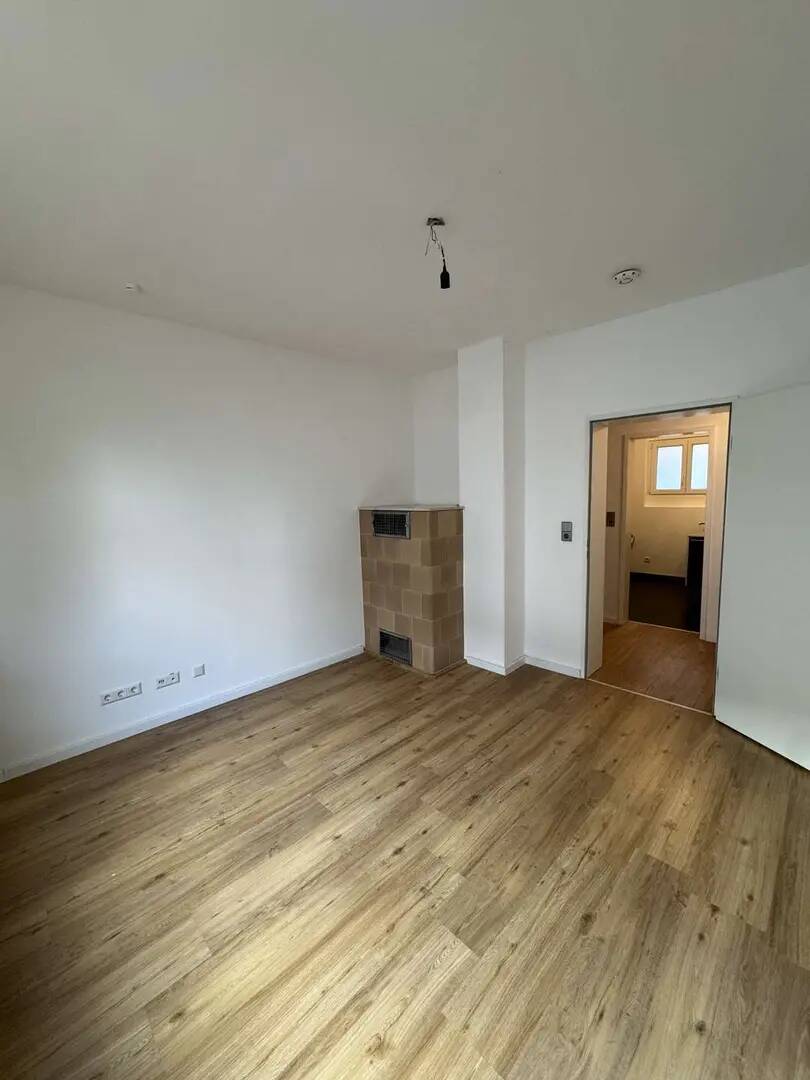 Property thumbnail 10