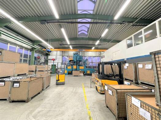 Lagerhalle zum Kauf 1.450.000 € 630 m² Lagerfläche Hattenhofen 73110