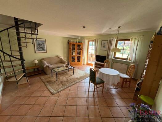 Wohnung zum Kauf 135.000 € 2,5 Zimmer 75,7 m² 1. Geschoss Drachselsried 94256