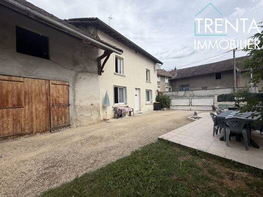 Haus zum Kauf 236.000 € 115 m² 303 m² Grundstück Châbons 38690