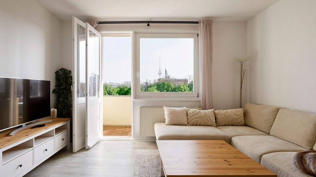 Wohnung zum Kauf 349.000 € 2 Zimmer 63,7 m² 4. Geschoss Lortzingstraße 34 Gesundbrunnen Berlin 13355